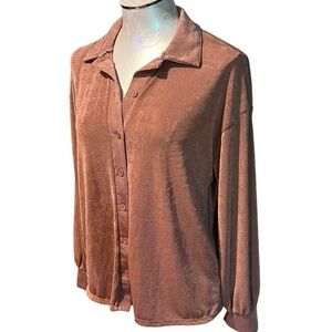 Vibe Sportswear Women’s Long Sleeve Button Down Blouse oversize fit XS